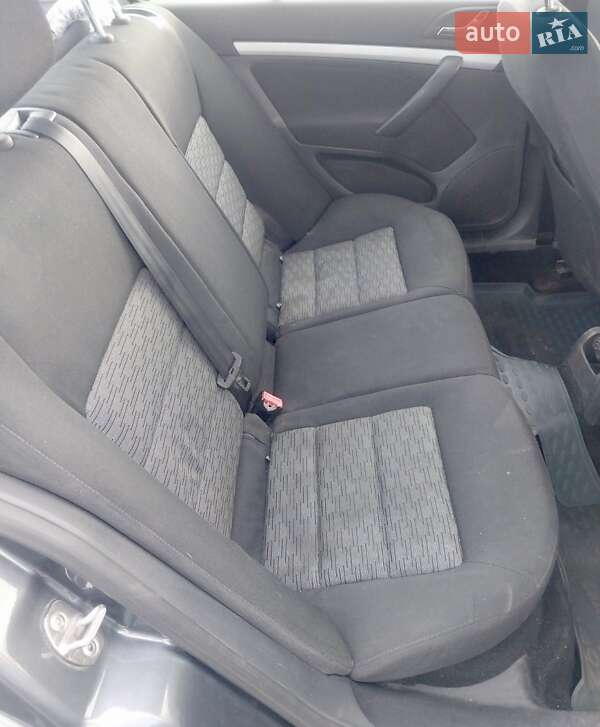 Лифтбек Skoda Octavia 2010 в Сумах