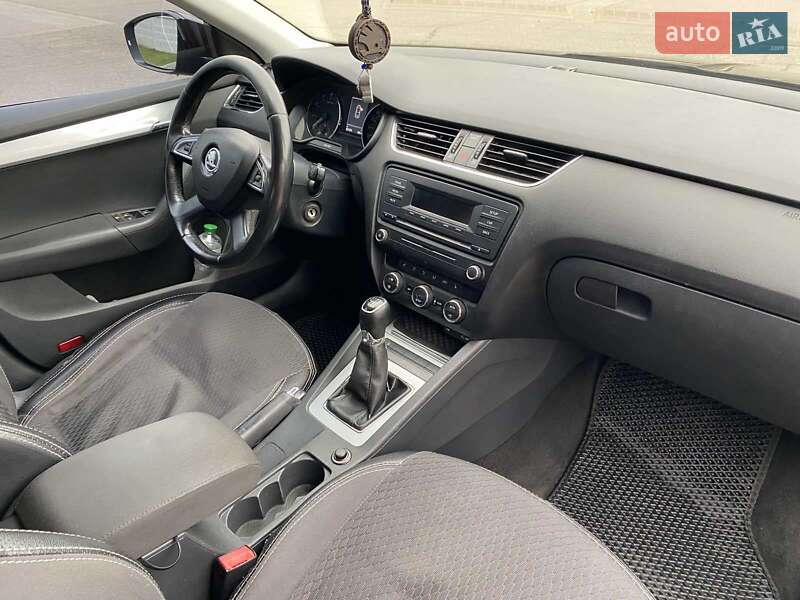 Лифтбек Skoda Octavia 2013 в Николаеве