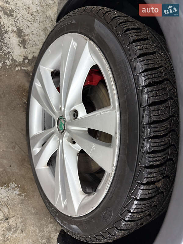 Универсал Skoda Octavia 2012 в Кременце фото 97 Универсал Skoda Octavia 2012 в Кременце