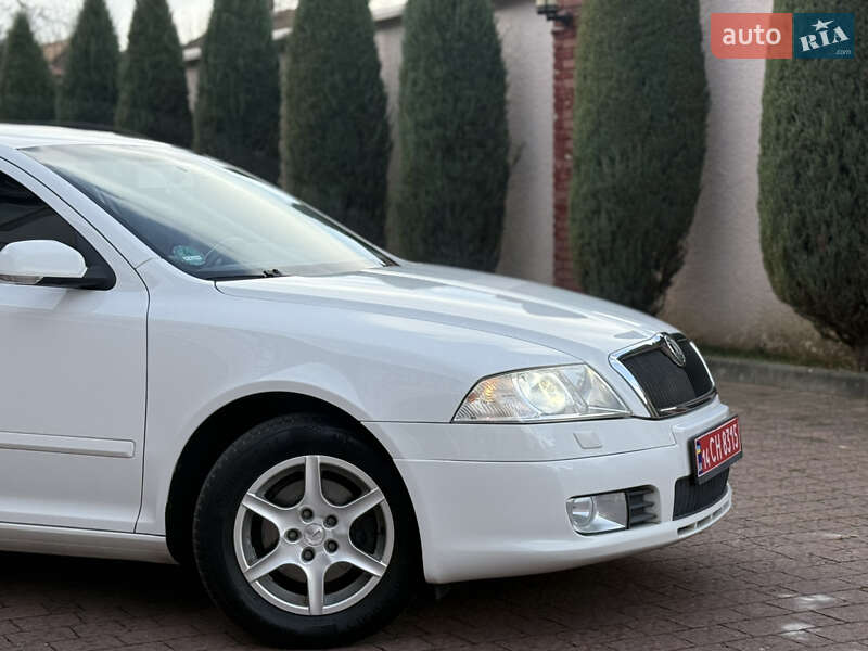 Универсал Skoda Octavia 2008 в Стрые