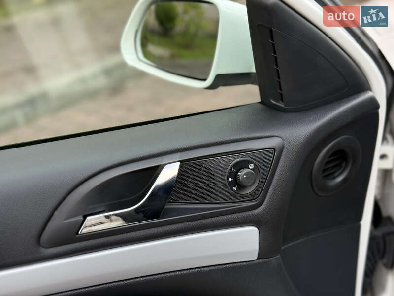 Универсал Skoda Octavia 2008 в Стрые