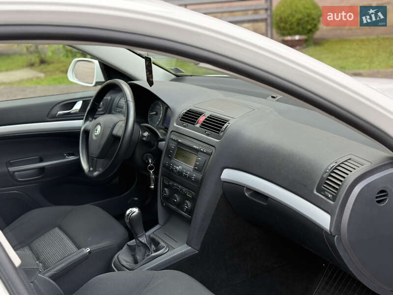 Универсал Skoda Octavia 2008 в Стрые