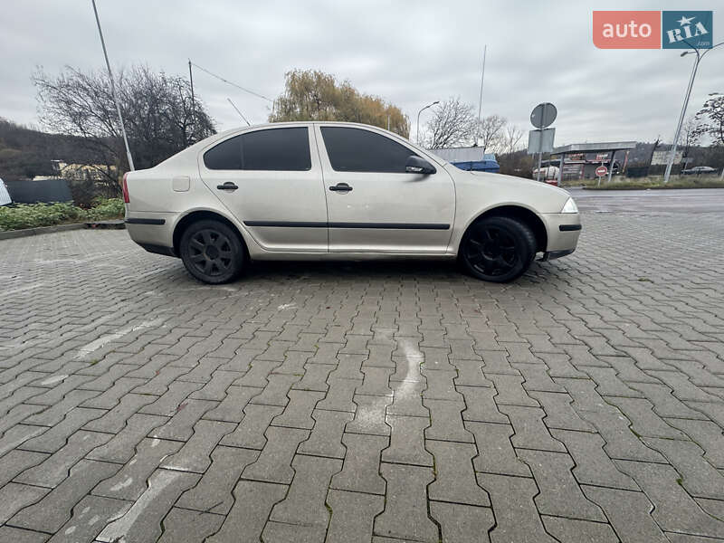 Лифтбек Skoda Octavia 2004 в Мукачево фото 4 Лифтбек Skoda Octavia 2004 в Мукачево