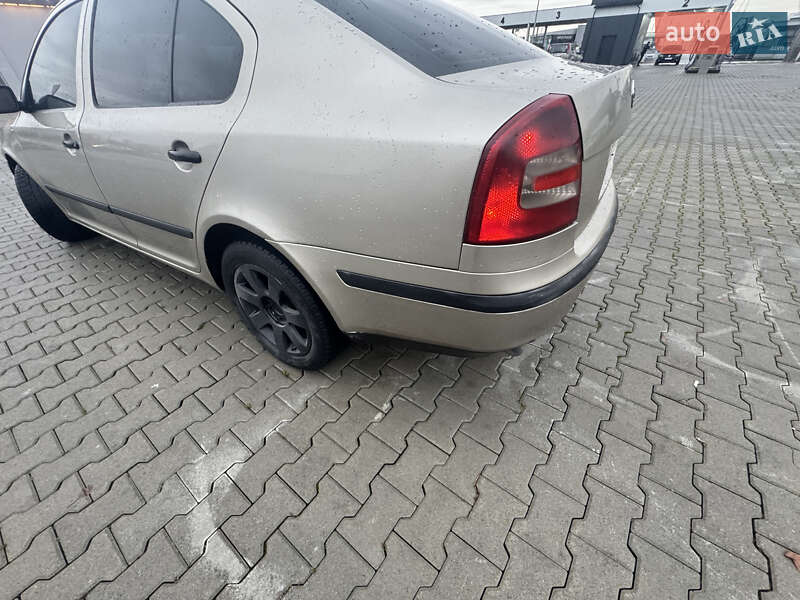 Лифтбек Skoda Octavia 2004 в Мукачево фото 7 Лифтбек Skoda Octavia 2004 в Мукачево