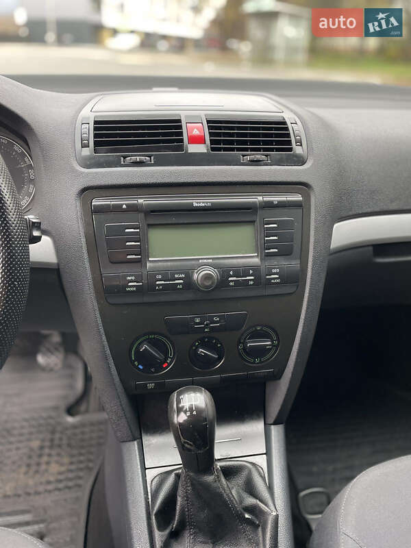 Лифтбек Skoda Octavia 2004 в Мукачево фото 13 Лифтбек Skoda Octavia 2004 в Мукачево