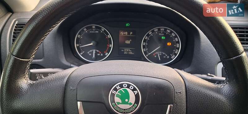Лифтбек Skoda Octavia 2010 в Киеве фото 11 Лифтбек Skoda Octavia 2010 в Киеве