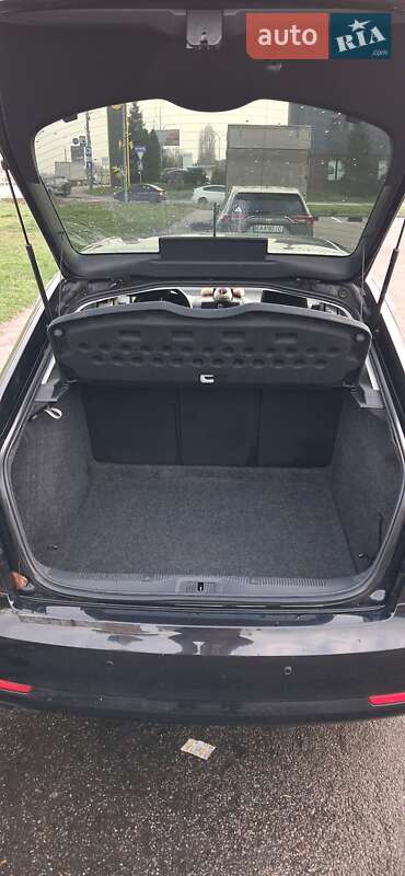 Лифтбек Skoda Octavia 2010 в Киеве фото 12 Лифтбек Skoda Octavia 2010 в Киеве