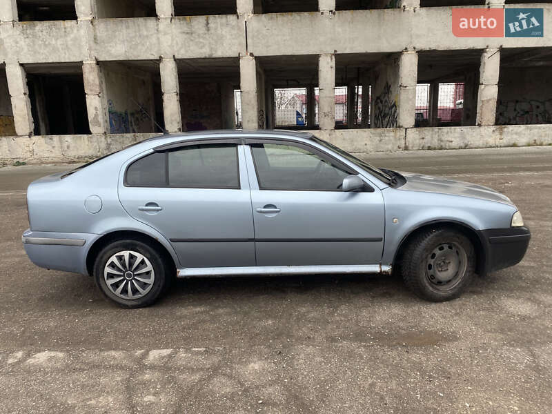 Ліфтбек Skoda Octavia 2003 в Тернополі