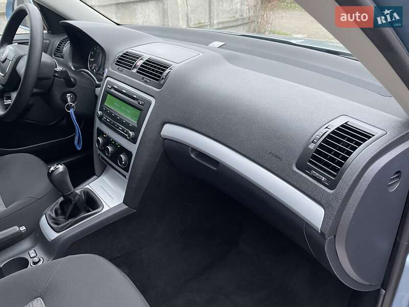 Лифтбек Skoda Octavia 2009 в Виннице фото 122 Лифтбек Skoda Octavia 2009 в Виннице
