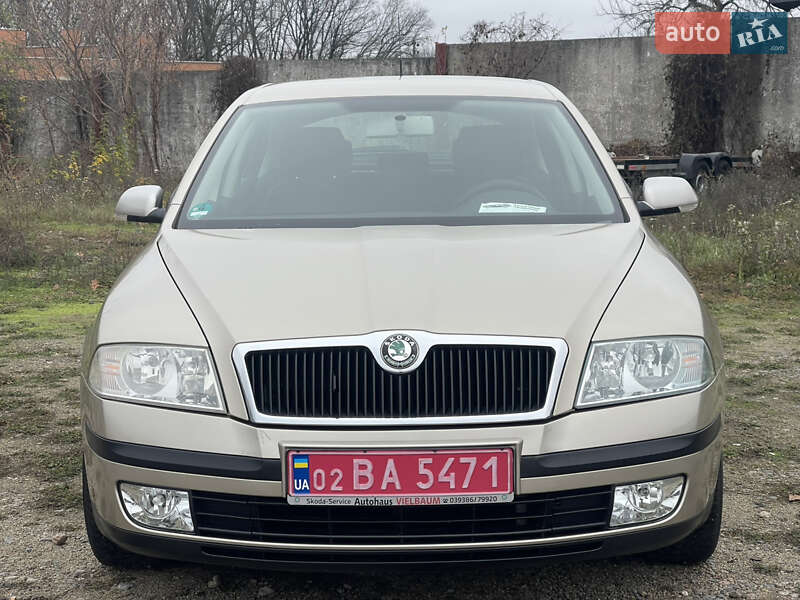 Лифтбек Skoda Octavia 2005 в Умани