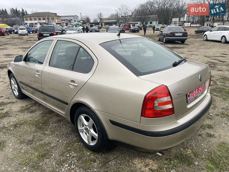 Лифтбек Skoda Octavia 2005 в Умани