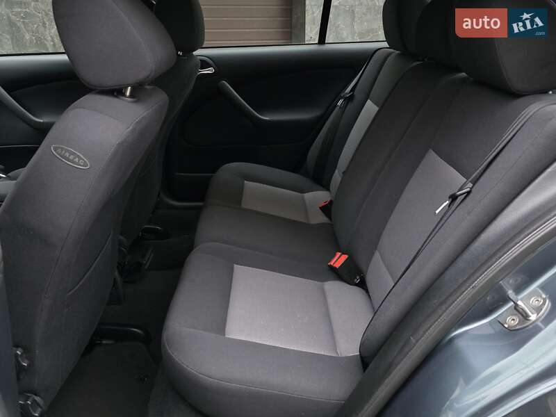 Лифтбек Skoda Octavia 2004 в Тернополе фото 30 Лифтбек Skoda Octavia 2004 в Тернополе