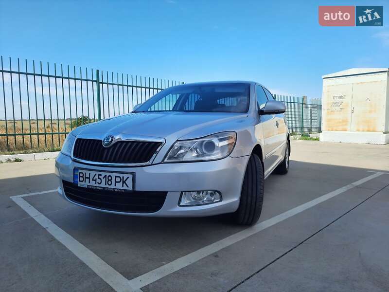 Лифтбек Skoda Octavia 2011 в Южном фото 2 Лифтбек Skoda Octavia 2011 в Южном