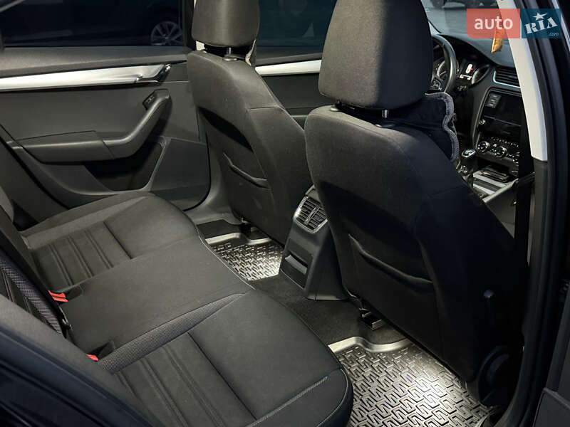 Ліфтбек Skoda Octavia 2018 в Дніпрі фото 15 Ліфтбек Skoda Octavia 2018 в Дніпрі