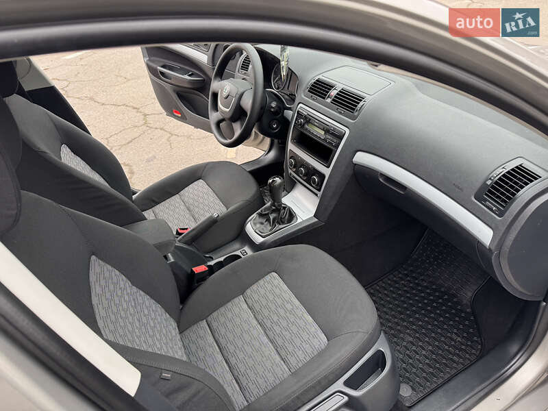 Универсал Skoda Octavia 2009 в Умани