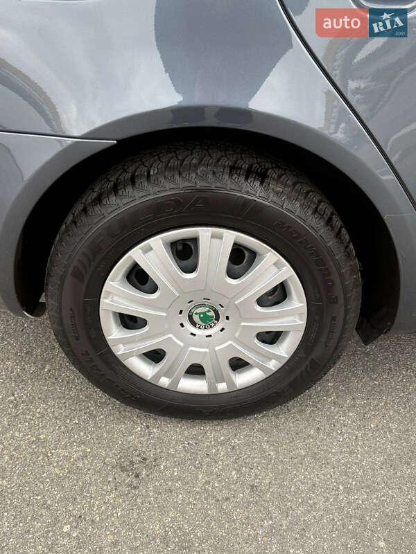 Универсал Skoda Octavia 2009 в Виннице