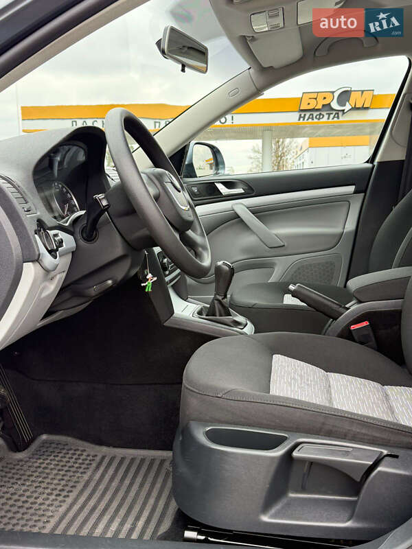 Универсал Skoda Octavia 2009 в Виннице