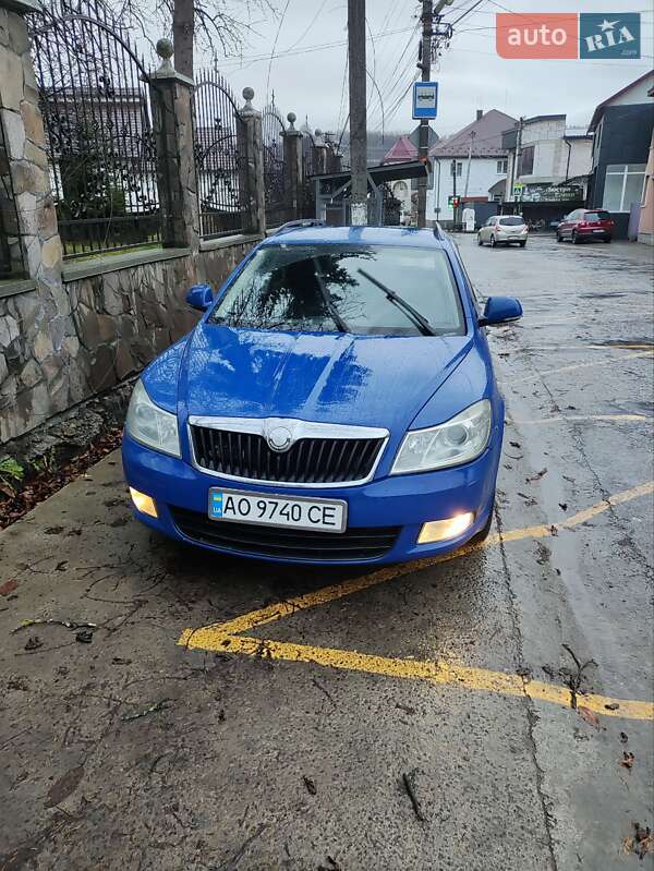 Универсал Skoda Octavia 2010 в Тячеве