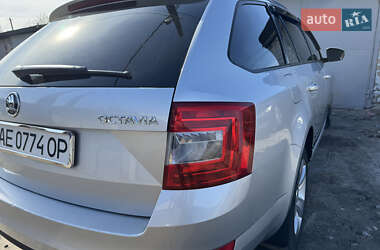 Універсал Skoda Octavia 2015 в Дніпрі
