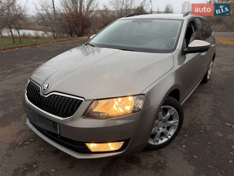 Универсал Skoda Octavia 2013 в Кривом Роге