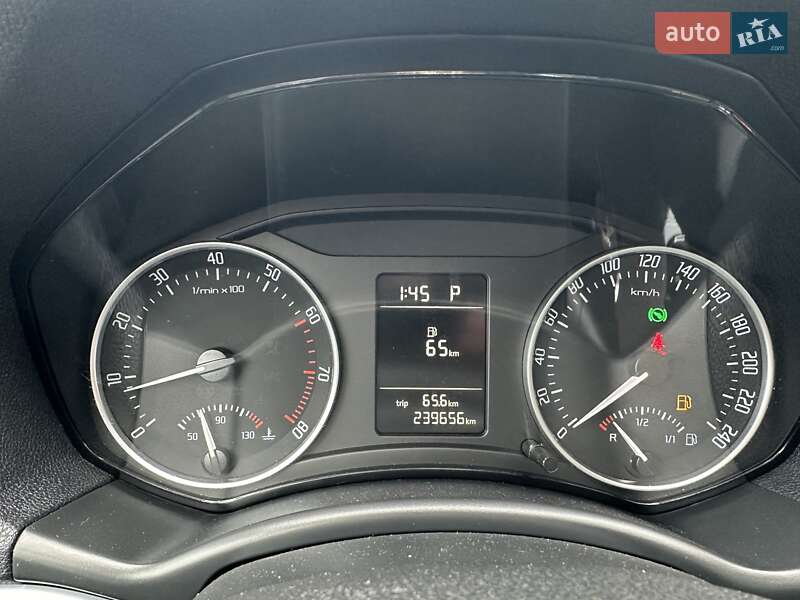 Универсал Skoda Octavia 2011 в Луцке фото 21 Универсал Skoda Octavia 2011 в Луцке