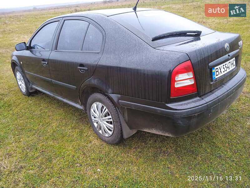 Лифтбек Skoda Octavia 2003 в Белогорье