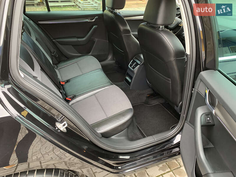 Універсал Skoda Octavia 2017 в Житомирі