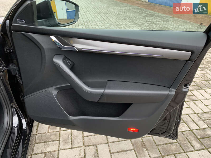 Універсал Skoda Octavia 2017 в Житомирі