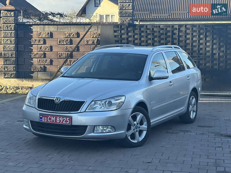 Универсал Skoda Octavia 2012 в Дубно фото 2 Универсал Skoda Octavia 2012 в Дубно