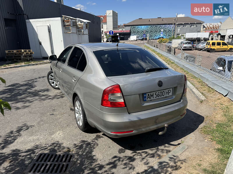 Лифтбек Skoda Octavia 2010 в Житомире