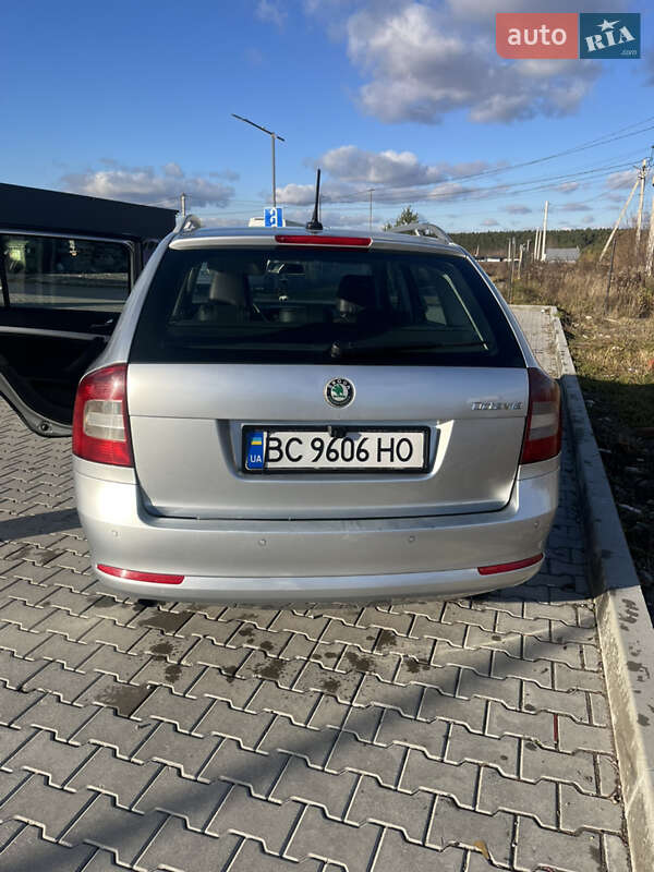 Универсал Skoda Octavia 2011 в Львове