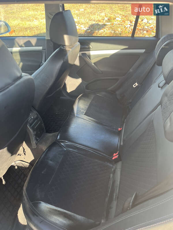 Универсал Skoda Octavia 2011 в Львове