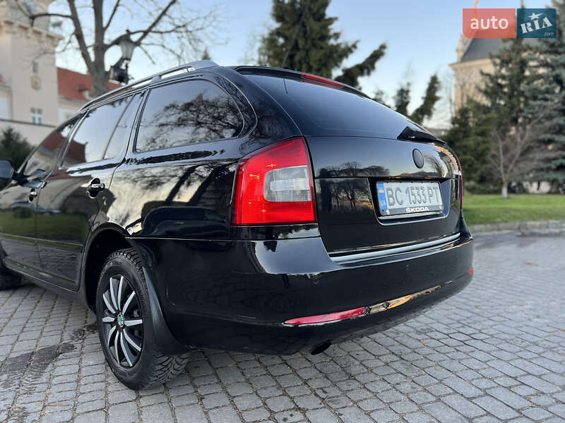 Универсал Skoda Octavia 2010 в Жовкве