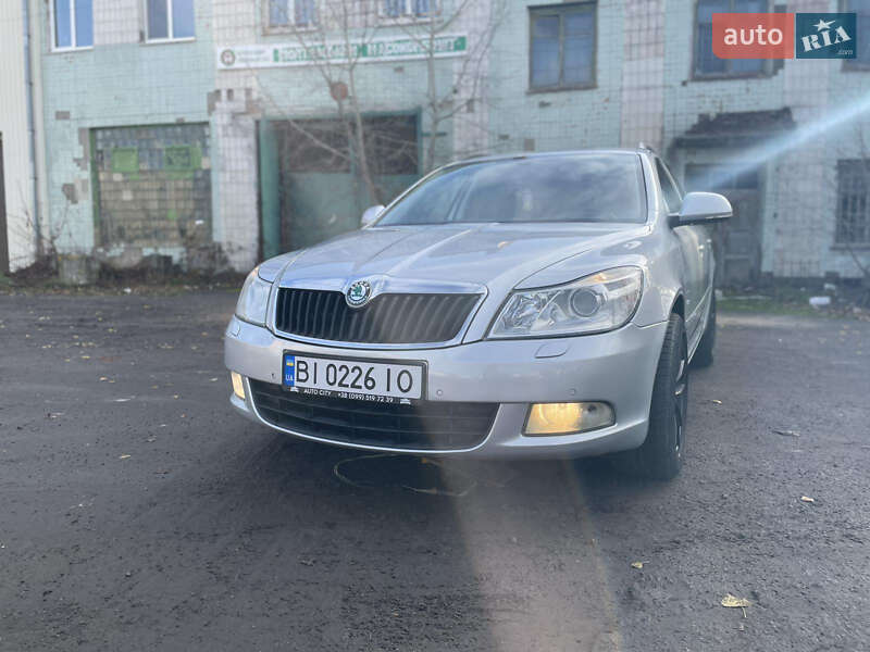 Универсал Skoda Octavia 2012 в Полтаве фото Универсал Skoda Octavia 2012 в Полтаве