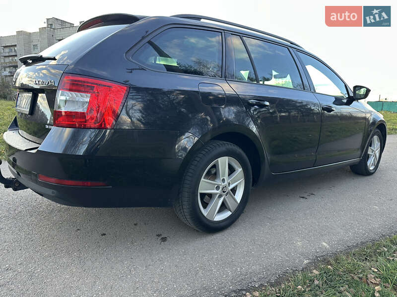 Универсал Skoda Octavia 2017 в Стрые