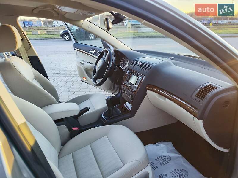 Универсал Skoda Octavia 2012 в Львове