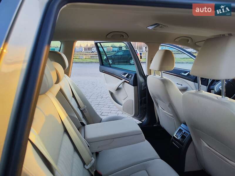 Универсал Skoda Octavia 2012 в Львове