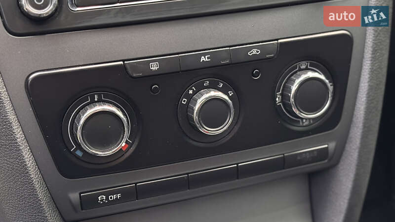 Лифтбек Skoda Octavia 2011 в Калиновке фото 15 Лифтбек Skoda Octavia 2011 в Калиновке