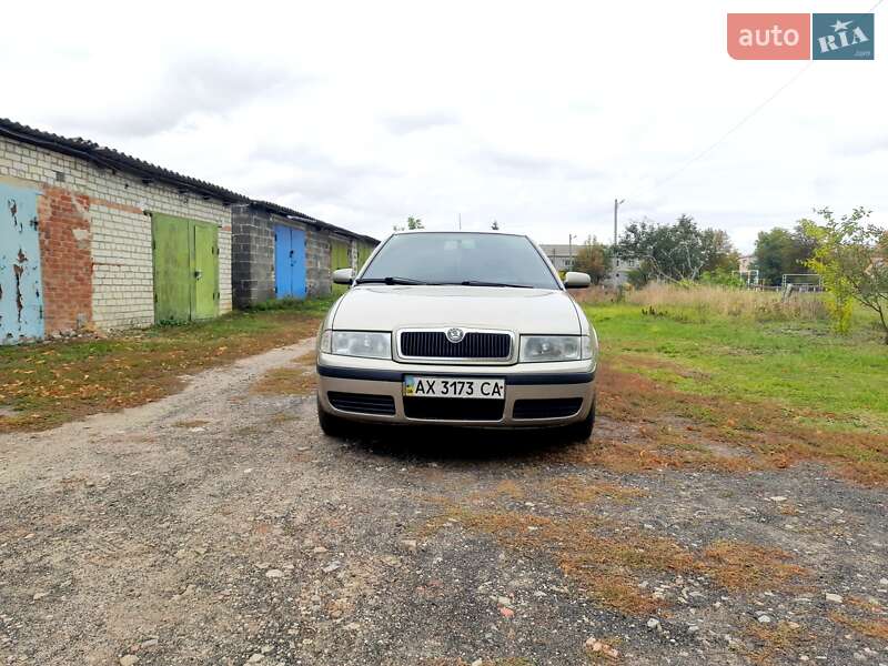 Лифтбек Skoda Octavia 2005 в Тарановке фото 2 Лифтбек Skoda Octavia 2005 в Тарановке