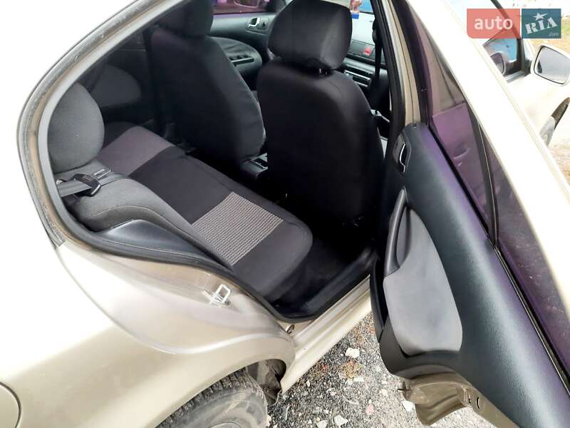 Лифтбек Skoda Octavia 2005 в Тарановке фото 12 Лифтбек Skoda Octavia 2005 в Тарановке