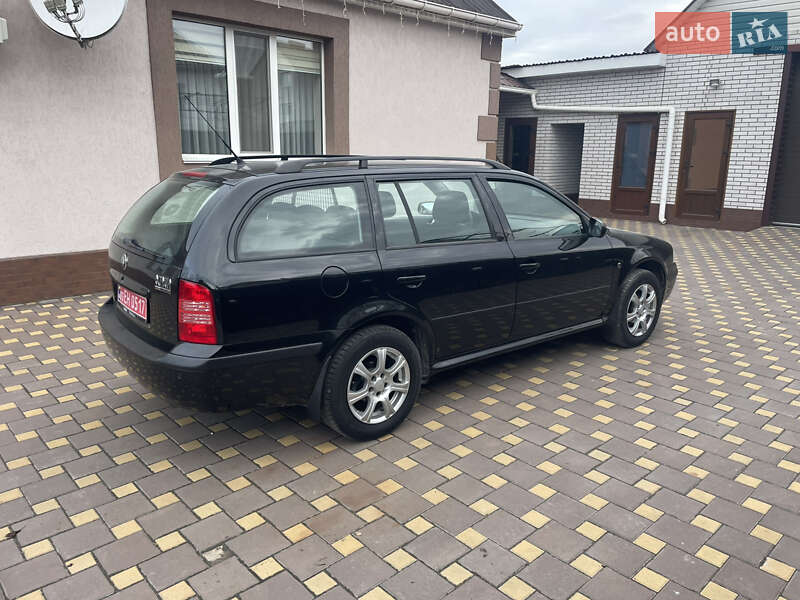 Универсал Skoda Octavia 2008 в Гайсине
