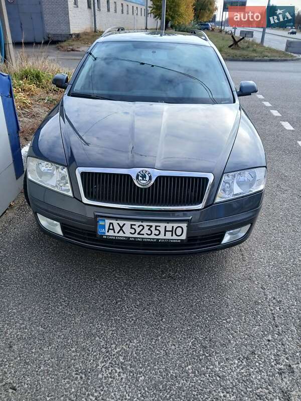 Универсал Skoda Octavia 2008 в Богодухове