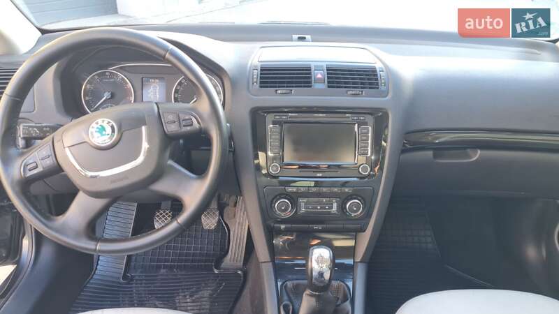 Универсал Skoda Octavia 2009 в Луцке