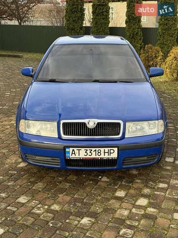 Лифтбек Skoda Octavia 2004 в Городенке