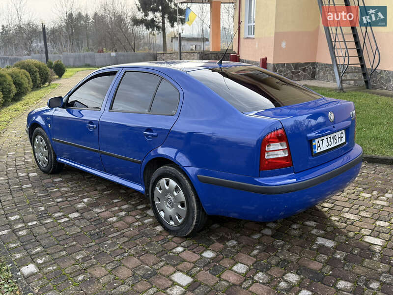 Лифтбек Skoda Octavia 2004 в Городенке
