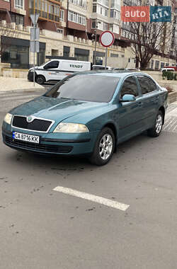 Лифтбек Skoda Octavia 2006 в Умани