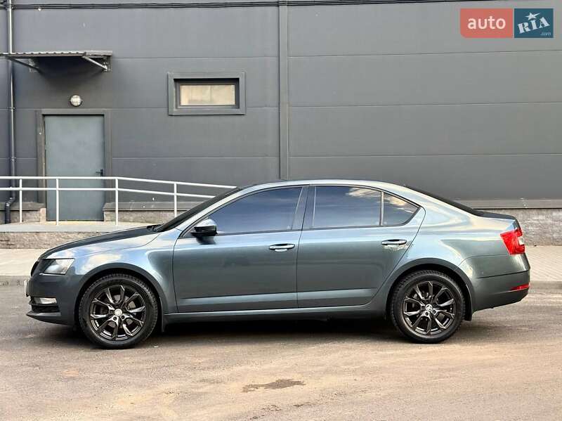 Лифтбек Skoda Octavia 2017 в Кривом Роге