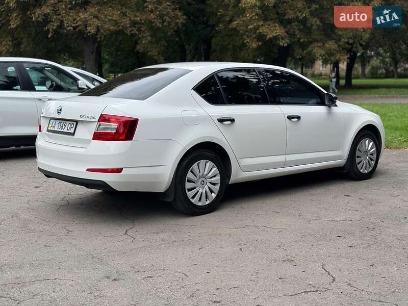 Лифтбек Skoda Octavia 2014 в Ровно
