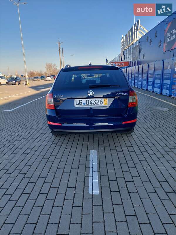Универсал Skoda Octavia 2016 в Нововолынске