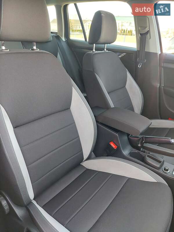 Универсал Skoda Octavia 2016 в Нововолынске